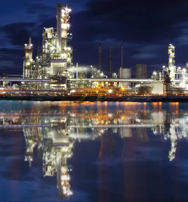 Asbestos Exposure in U.S. Refinery Workers